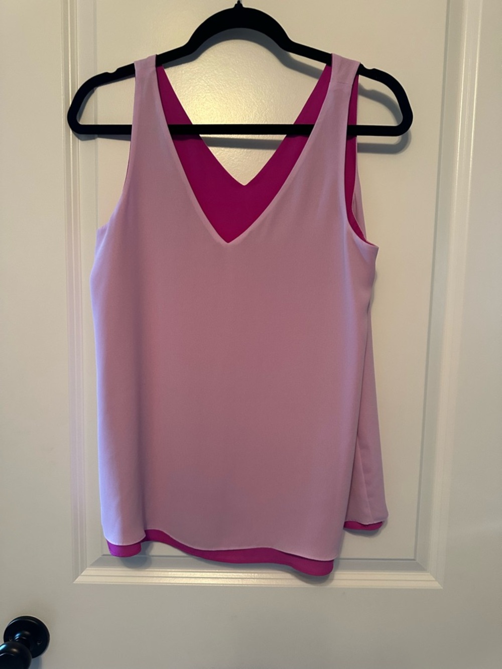 Lilly Pulitzer REVERSIBLE Sleeveless  V-Neck Top in Light PURPLE and Fuchsia.